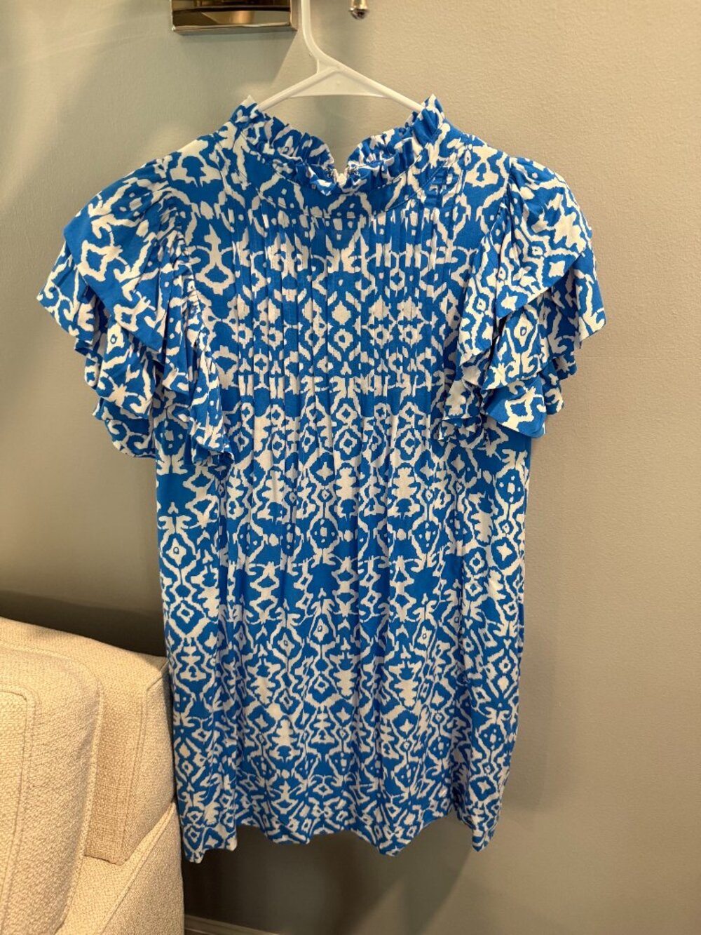 Tuckernuck Women's Blue/White Geo Ruffle Sleeve Simmons Mini Dress - Size Small